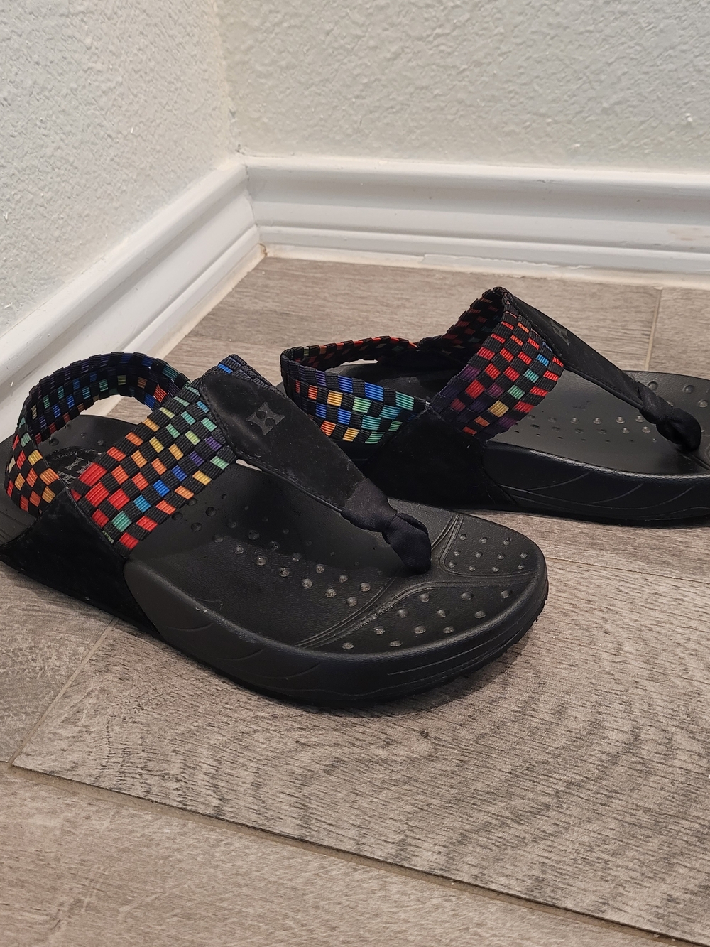 Black Woven Rainbow Strap Thong Sandals